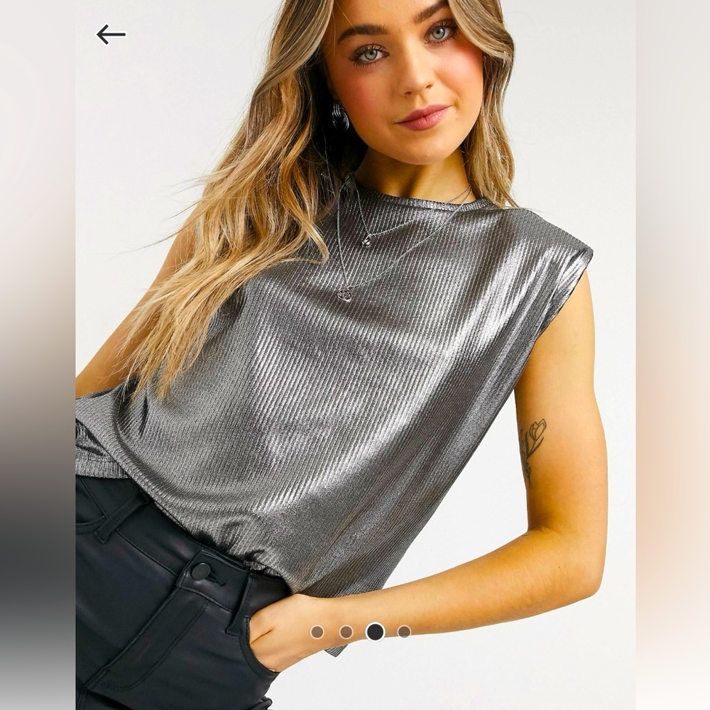 Pieces metallic tank with shoulder pads in grey size small